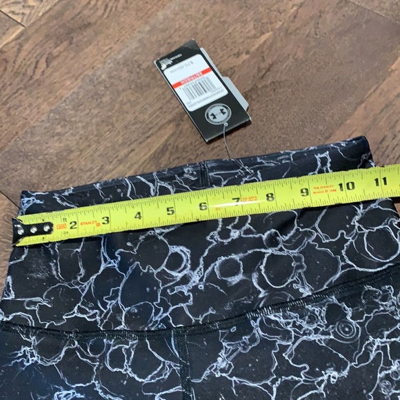 NWT Under Armour Athletic Capris - Picture 6 of 7